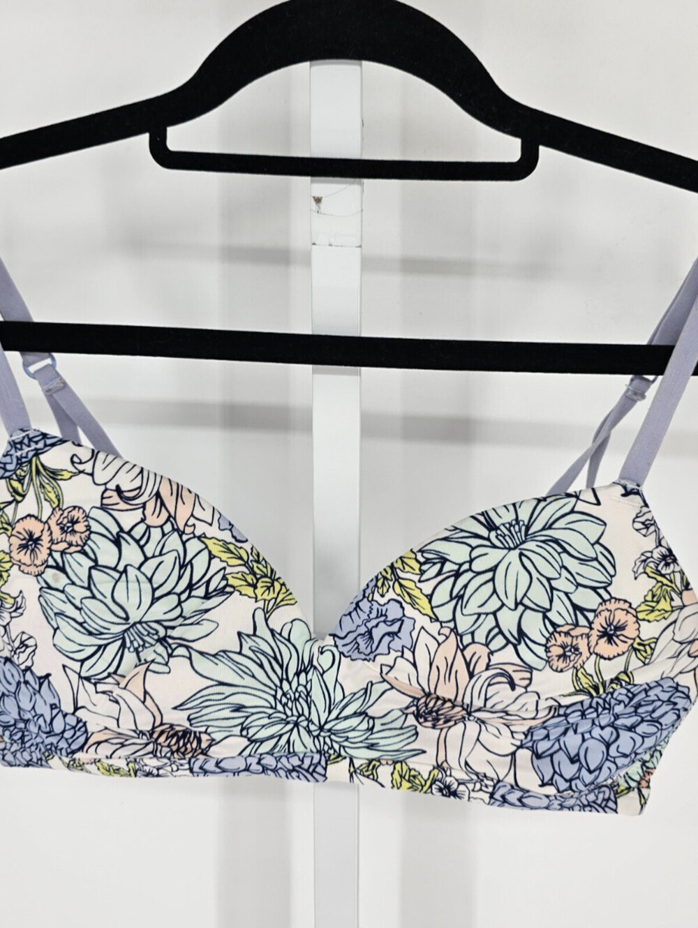 Kindly Yours Womens Sz 32D Lightly Padded Classic T Shirt Bra Pastel Floral